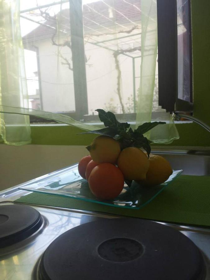 Apartamento Family Stakic Baška Voda Exterior foto