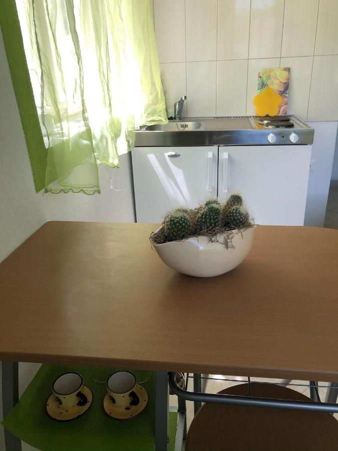 Apartamento Family Stakic Baška Voda Exterior foto